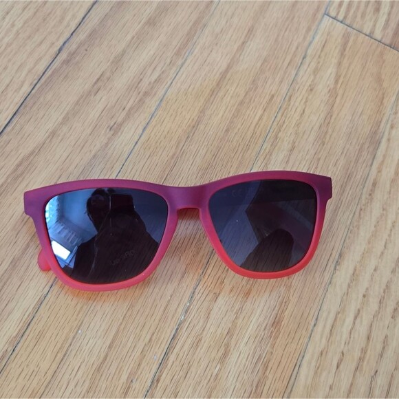 GoodR sunglasses Slip Resistant Jogging, Beach games - Picture 1 of 5